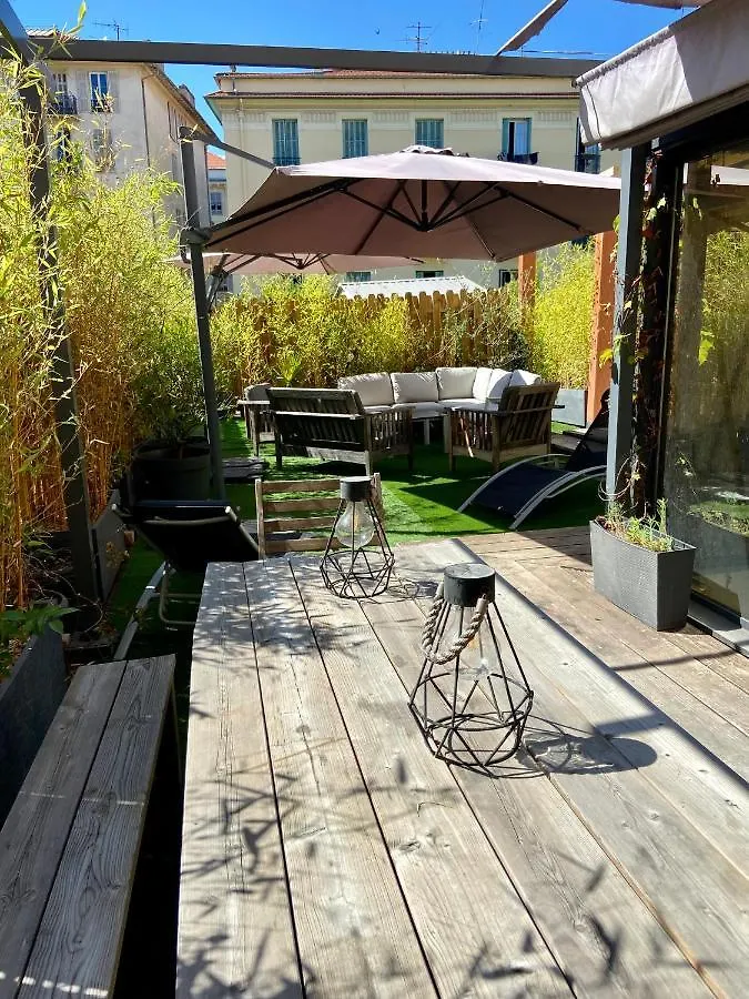 Super Loft With Terrasse In The Heart Of Nice